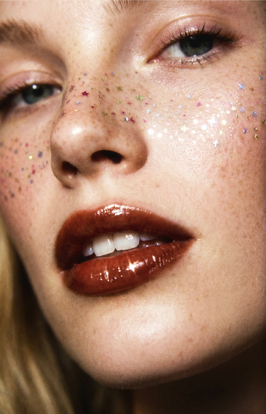 Fazit Sprinkled Glitter Freckles Makeup Patches